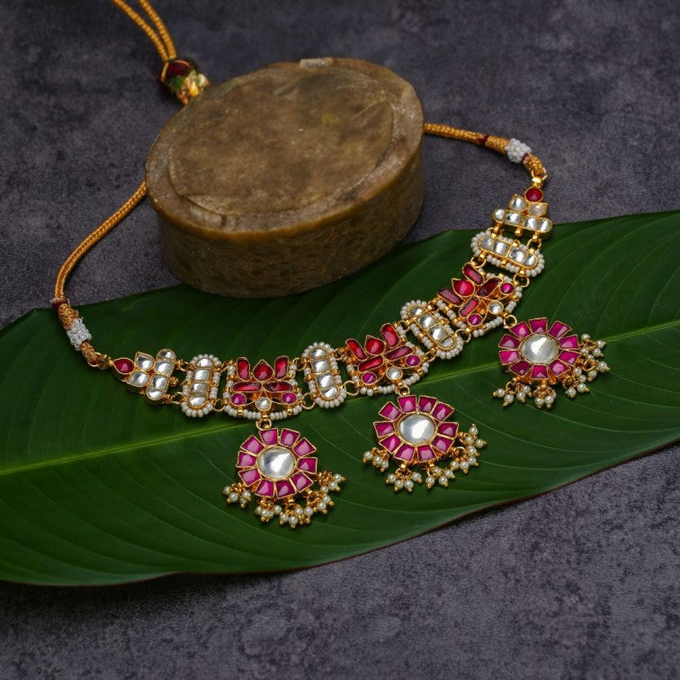Taryn Kundan Necklace