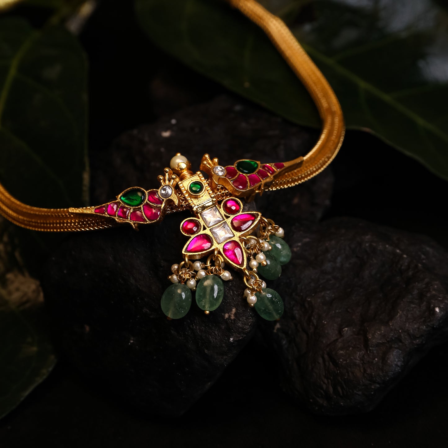 Iraaya Kundan Necklace