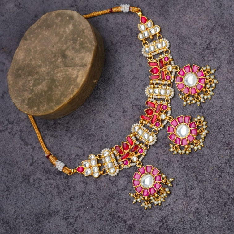 Taryn Kundan Necklace