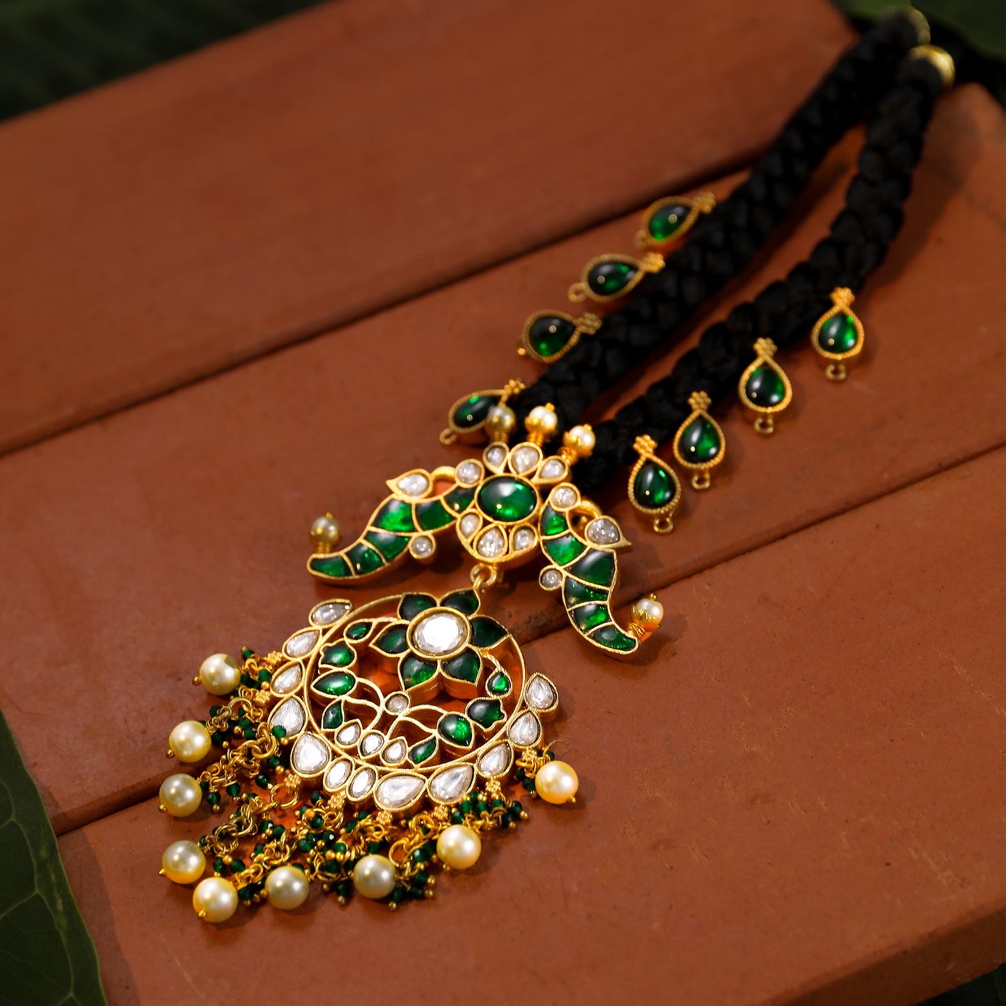 Ishani Kundan Necklace