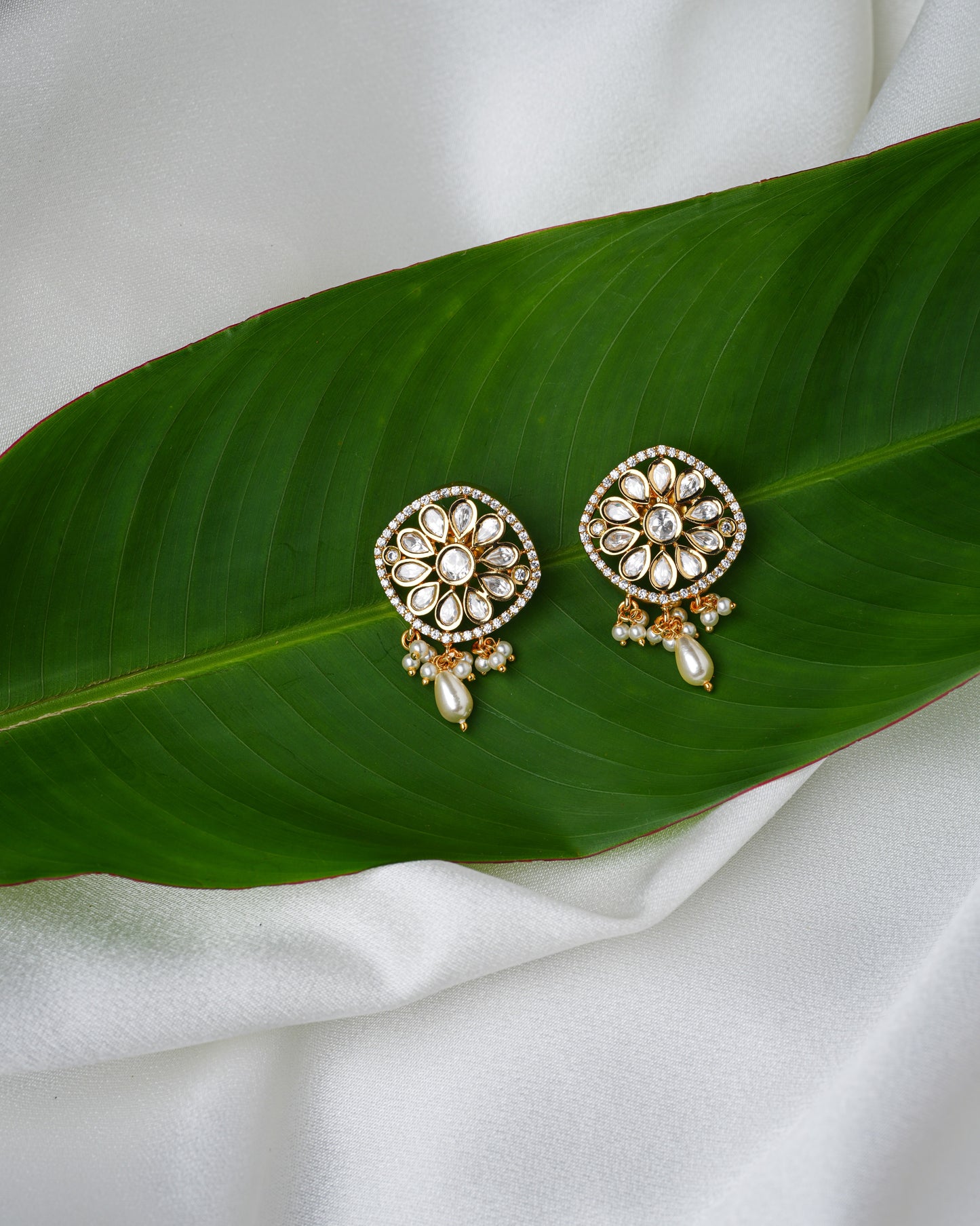 Taara Kundan Earrings