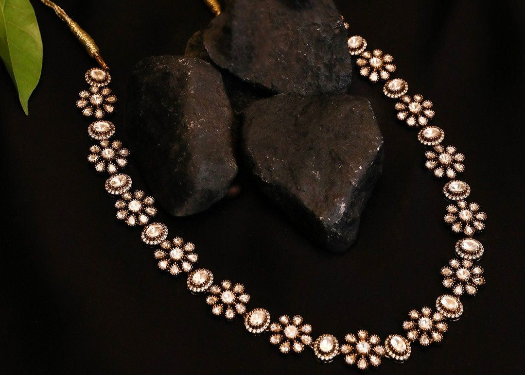 Navira Moissanite Polki Set
