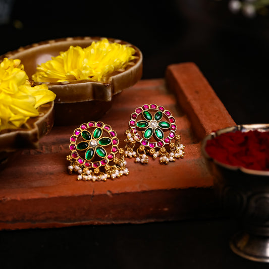 Aela Kundan Earrings