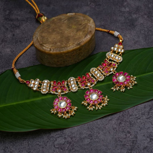 Taryn Kundan Necklace