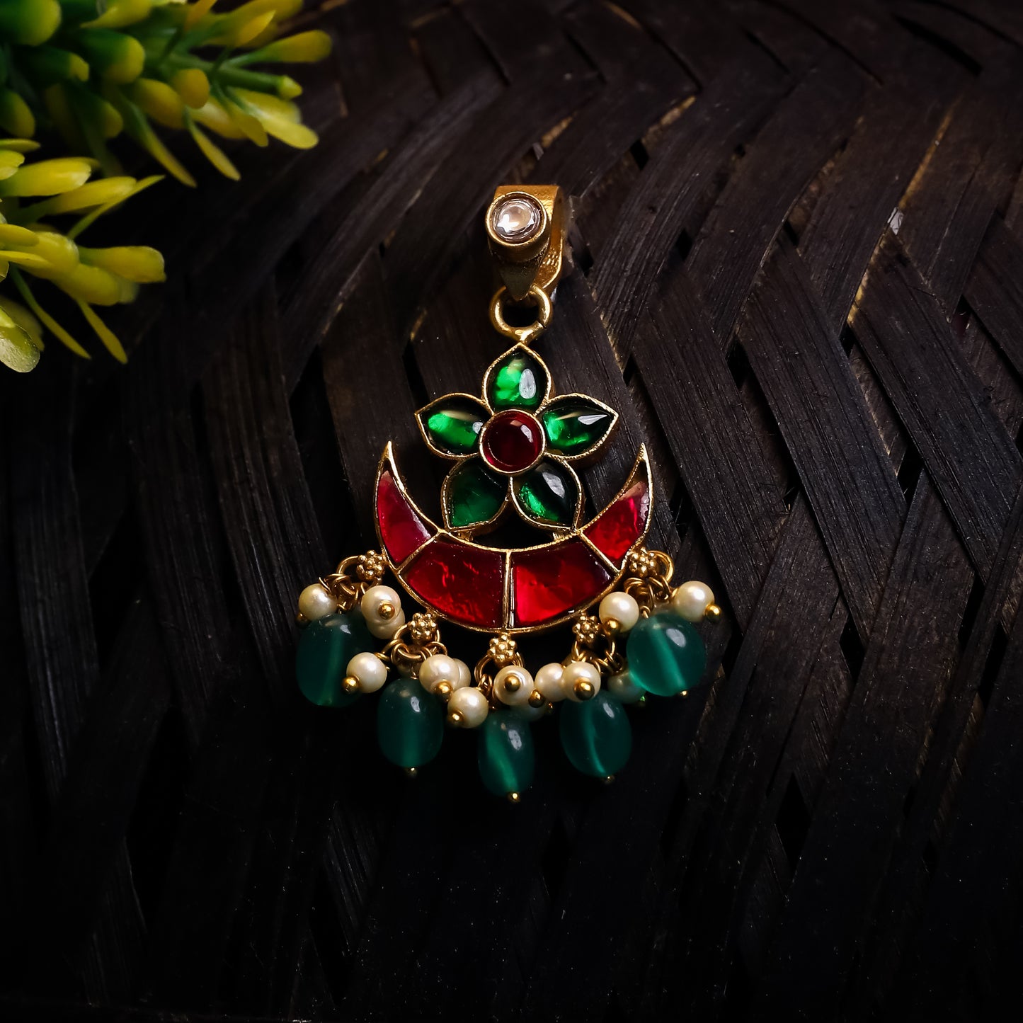 Mehar Kundan Pendant