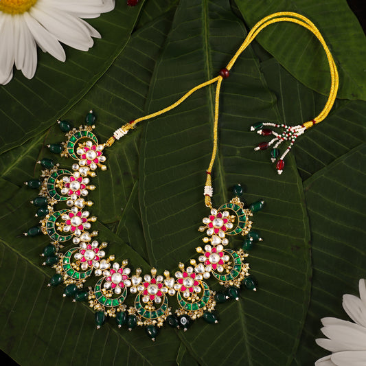 Amrita Kundan Set