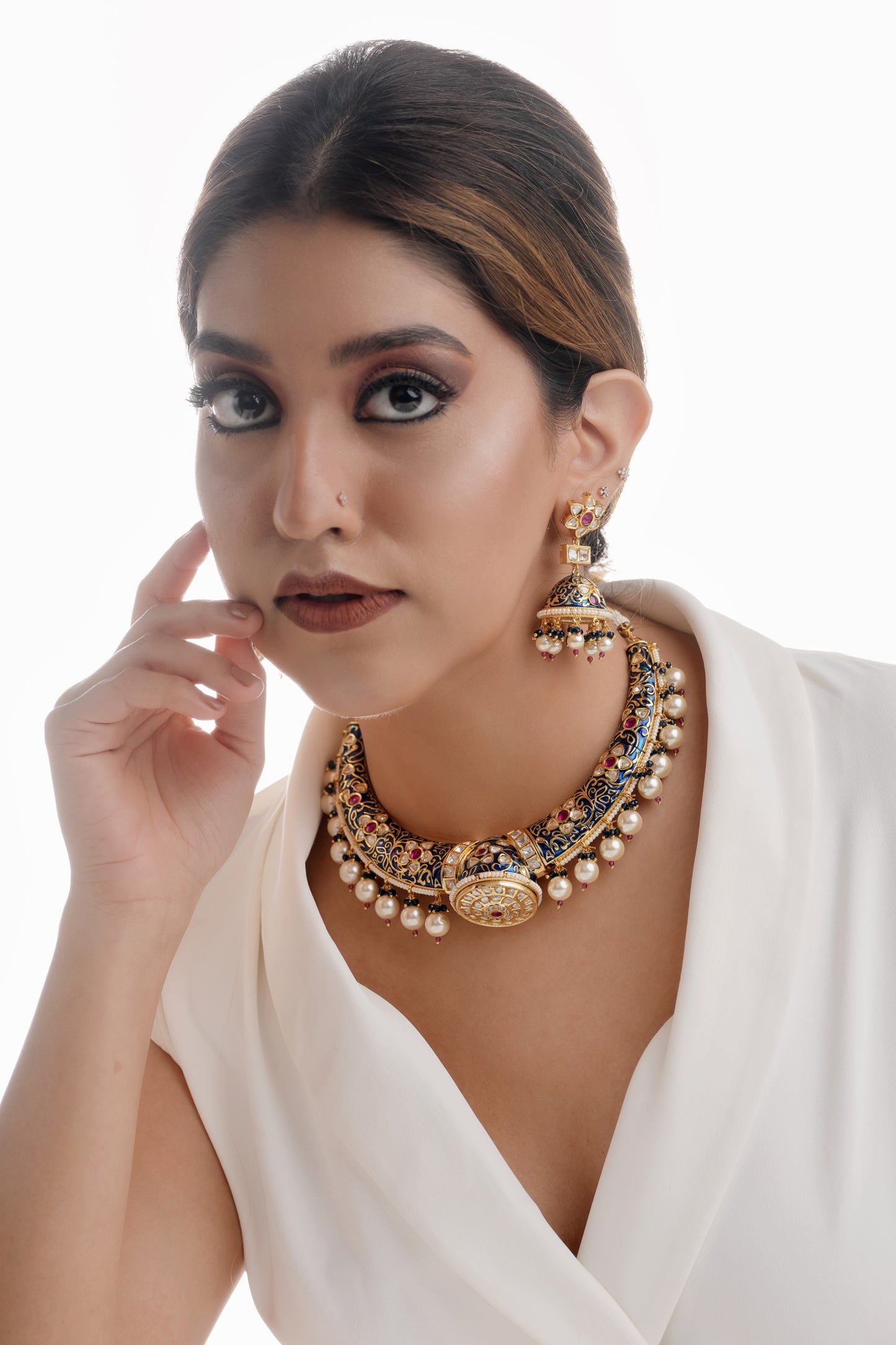 Elara Kundan Set