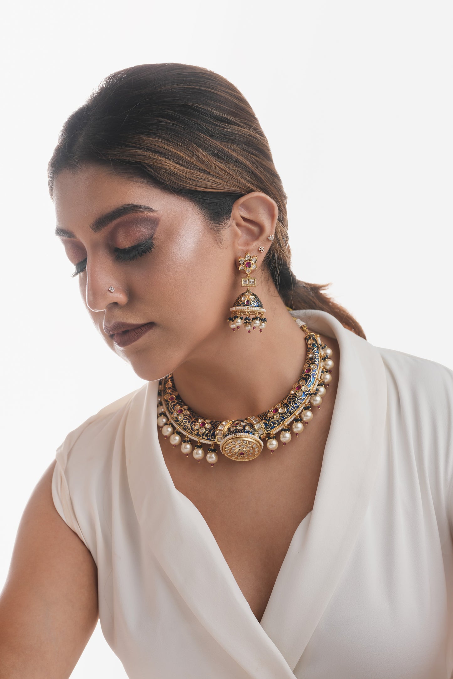 Elara Kundan Set