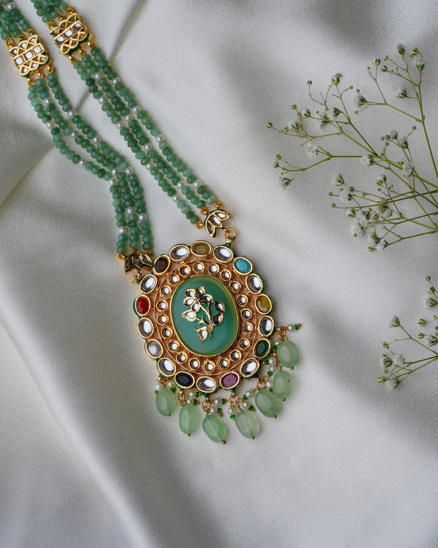 Nile Kundan Set