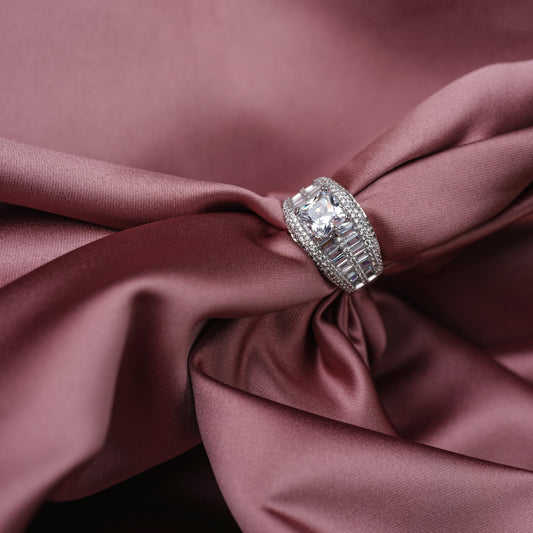Aureli Artificial Diamond Ring