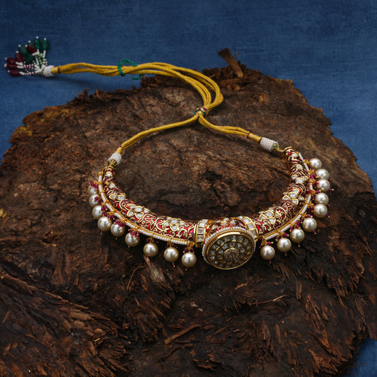 Elara Kundan Set
